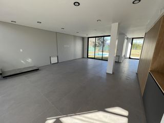 Foto 9 de Casa en Brisas de Adrogué