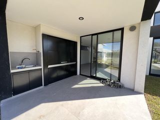 Foto 36 de Casa en Brisas de Adrogué