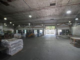 Foto 7 de Depósito en  Alquiler