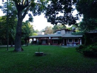 Foto 12 de Casa en venta - 5 dormitorios 5 baños - 2700 mts2 - Barrio El Cazador