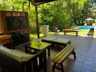 Foto 1 de Carilo Casa en a la venta a 2 cuadras del mar