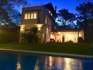 Foto 15 de Carilo Casa en a la venta a 2 cuadras del mar