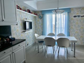 Foto 11 de Chateau Libertador - Excelente esquinero de 300 mts en venta.