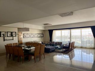 Foto 2 de Chateau Libertador - Excelente esquinero de 300 mts en venta.