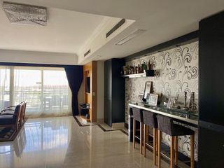 Foto 4 de Chateau Libertador - Excelente esquinero de 300 mts en venta.