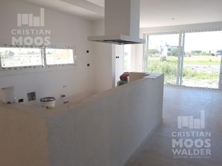 Foto 3 de Casa en venta y alquiler - Cantón Norte