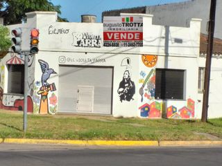 Foto 1 de Casa 4 ambientes en Venta en Quilmes Oeste
