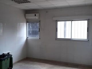 Foto 7 de Excelente Depósito con amplias oficinas - Apto Puente Grua. Panamericana km. 37, Benavidez