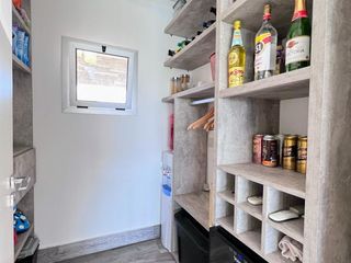Foto 11 de Casa Moderna En Venta al agua con vista al Golf y Piscina climatizada! - El Cantón- Escobar