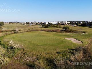 Foto 33 de Casa Moderna En Venta al agua con vista al Golf y Piscina climatizada! - El Cantón- Escobar