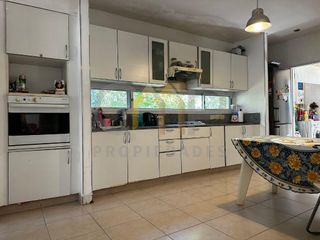 Foto 6 de Casa en  venta Barrio La Arboleda - Garin - Escobar - 5 ambientes - 3 dormitorios - Pileta
