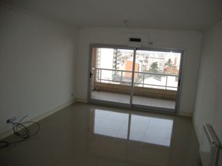 Foto 7 de Departamento en  Venta 3 Amb. c/ cochera  - Edicio c/ SUM - GYM - PISCINA - VIGILANCIA 24 HS