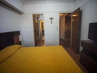 Foto 13 de Excelente Chalet 3 dormitorios, Gge, quincho y piscina. Gran lote de 10 x 73.70.- Banfield Este