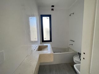 Foto 11 de OPORTUNIDAD!!! Casa en venta en Haras Santa Maria - Molino Sur