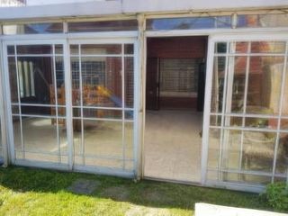 Foto 3 de Casa en venta - 4 dormitorios 4 baños  - Cochera - Quilmes Oeste