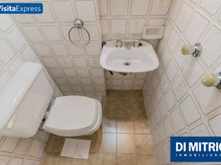 Foto 15 de Visita un Piso de 4 Ambientes con Balcon , Cochera y Baulera, Super amplio!