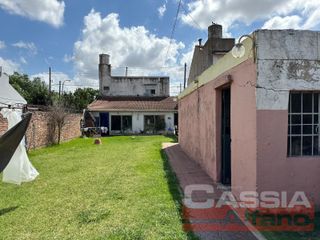 Foto 27 de CASA APTO DOS FAMILIAS EN PH SOBRE LOTE DE 52 X 10, COCHERA, FONDO LIBRE CON PISCINA