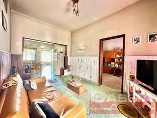 Foto 9 de CASA APTO DOS FAMILIAS EN PH SOBRE LOTE DE 52 X 10, COCHERA, FONDO LIBRE CON PISCINA