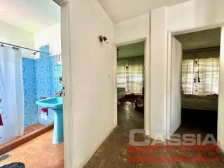 Foto 12 de CASA APTO DOS FAMILIAS EN PH SOBRE LOTE DE 52 X 10, COCHERA, FONDO LIBRE CON PISCINA