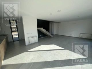 Foto 8 de Casa venta Ayres del Limay, 2 dormitorios, 2 baños, jardín y cochera