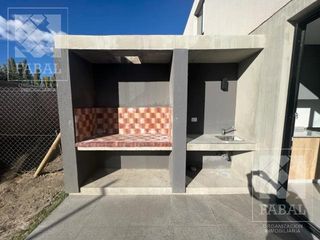 Foto 22 de Casa venta Ayres del Limay, 2 dormitorios, 2 baños, jardín y cochera