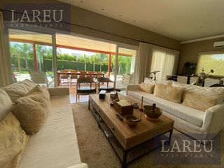Foto 12 de Impecable Casa en Venta con renta - Las Liebres