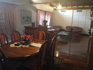 Foto 7 de Venta de Chalet 4 Amb. en 2 Plantas S/Lote 500Mts.   Villa Lugano - Excelente Estado