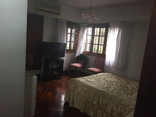 Foto 16 de Venta de Chalet 4 Amb. en 2 Plantas S/Lote 500Mts.   Villa Lugano - Excelente Estado