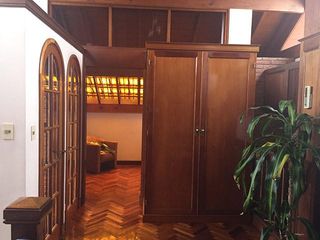 Foto 21 de Venta de Chalet 4 Amb. en 2 Plantas S/Lote 500Mts.   Villa Lugano - Excelente Estado