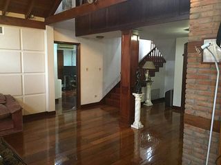 Foto 14 de Venta de Chalet 4 Amb. en 2 Plantas S/Lote 500Mts.   Villa Lugano - Excelente Estado