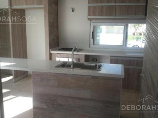 Foto 7 de Venta Hermosa Casa - El Canton