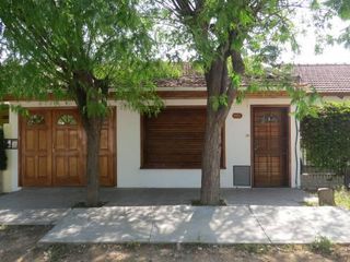 Foto 2 de Venta - Casa en calle Bahia Blanca 2200 - C004