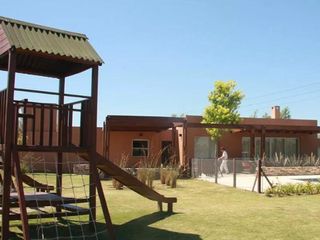 Foto 8 de Terreno en venta - 601 mts2- Pilar Del Este