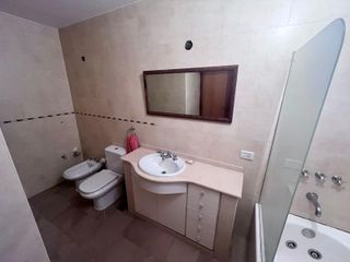 Foto 26 de CHACABUCO AL 1800 - VENTA CASA DE USO COMERCIAL - 4 DORMITORIOS EN ROSARIO