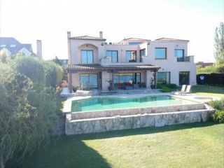 Foto 4 de BAJO DE PRECIO La Isla - Casa Venta USD 1.950.000