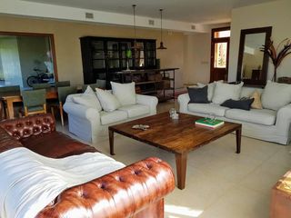Foto 13 de BAJO DE PRECIO La Isla - Casa Venta USD 1.950.000