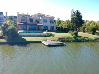 Foto 6 de BAJO DE PRECIO La Isla - Casa Venta USD 1.950.000