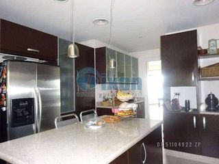 Foto 16 de BAJO DE PRECIO La Isla - Casa Venta USD 1.950.000