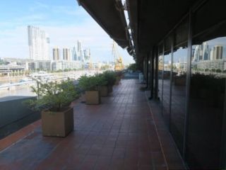 Foto 21 de Excelente oficina en cabecera norte, con vista abierta al dique y la ciudad