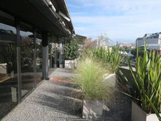 Foto 10 de Excelente oficina en cabecera norte, con vista abierta al dique y la ciudad