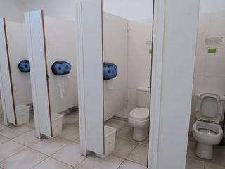 Foto 10 de Oficina en alquiler en edificio clasico