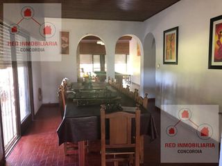 Foto 2 de Casa - Colonia Adela