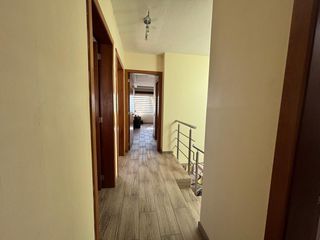 Foto 15 de VENTA CASA - 3 DORMIT - ESTUDIO - PORSCHE - TANDA - NAYON