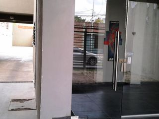 Foto 22 de AMPLIO 2 AMB CON BALCÓN Y PARRILLA. LANUS O. EN ALQUILER.
