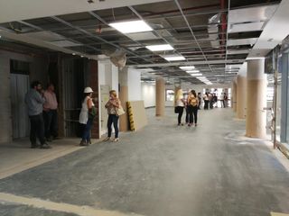 Foto 9 de EDIFICIO CORPORATIVO A ESTRENAR!!! 4300 mts.Propios