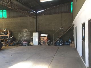 Foto 7 de Deposito en venta en La Plata