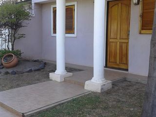 Foto 3 de Casa - Arguello