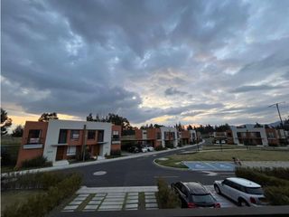 Foto 1 de Rentamos o vendemos hermosa casa en Cajicá