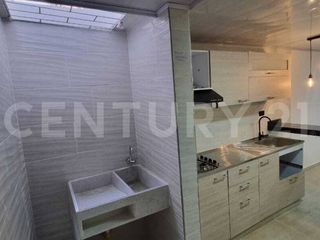Foto 5 de VENDO ESPECTACULAR CASA 3 PISOS EN SUBA COSTA AZUL