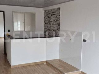 Foto 1 de VENDO ESPECTACULAR CASA 3 PISOS EN SUBA COSTA AZUL